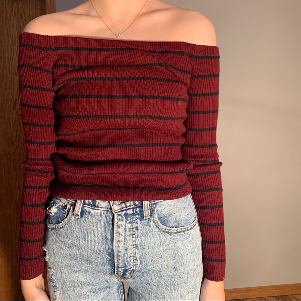 American Eagle Sweater- Size Small - NWT